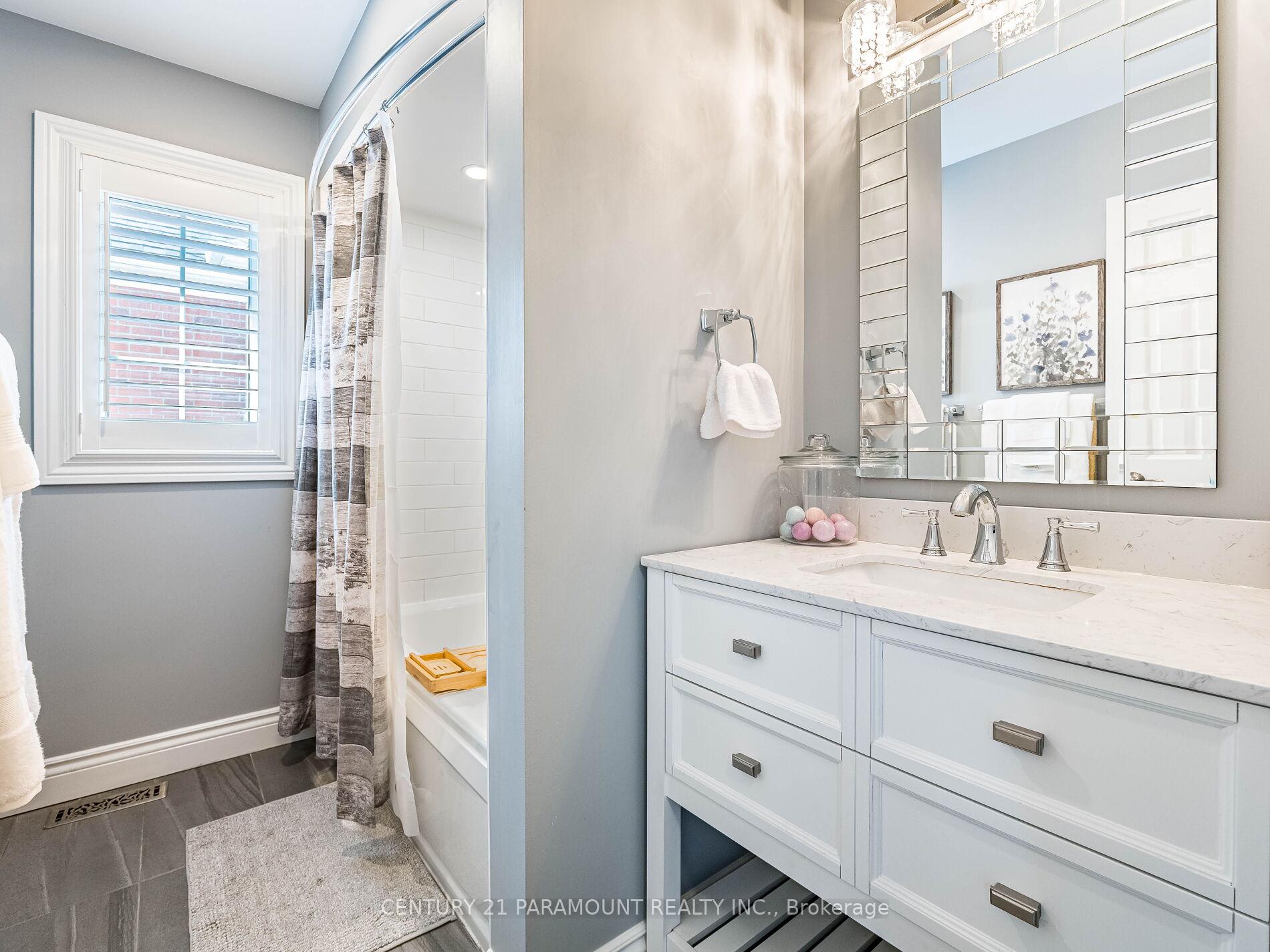 Photo 37 of 347 John West Way, Aurora, Bayview Wellington — HOMEH