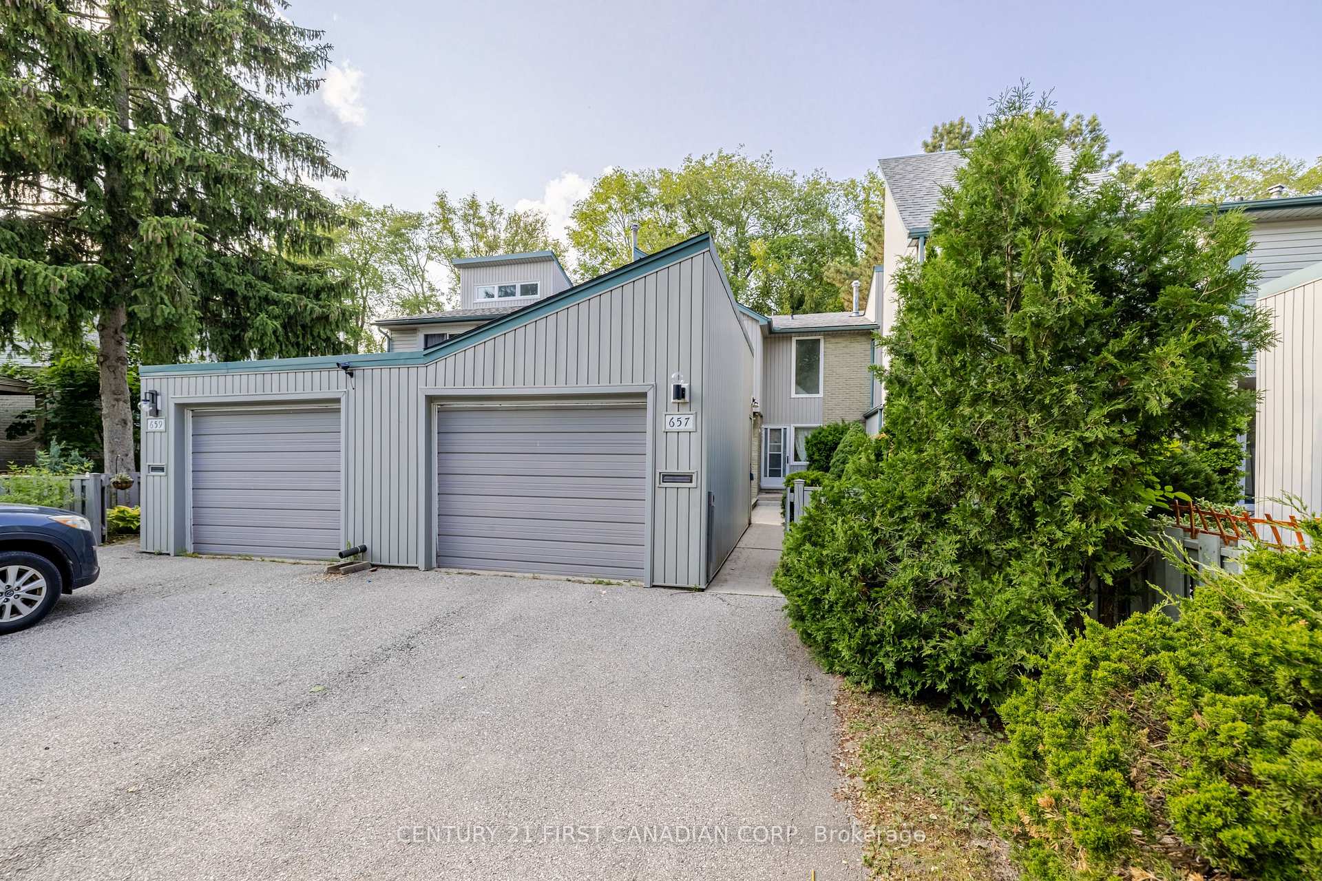 Front of Unit 14, 657 Woodcrest Boulevard