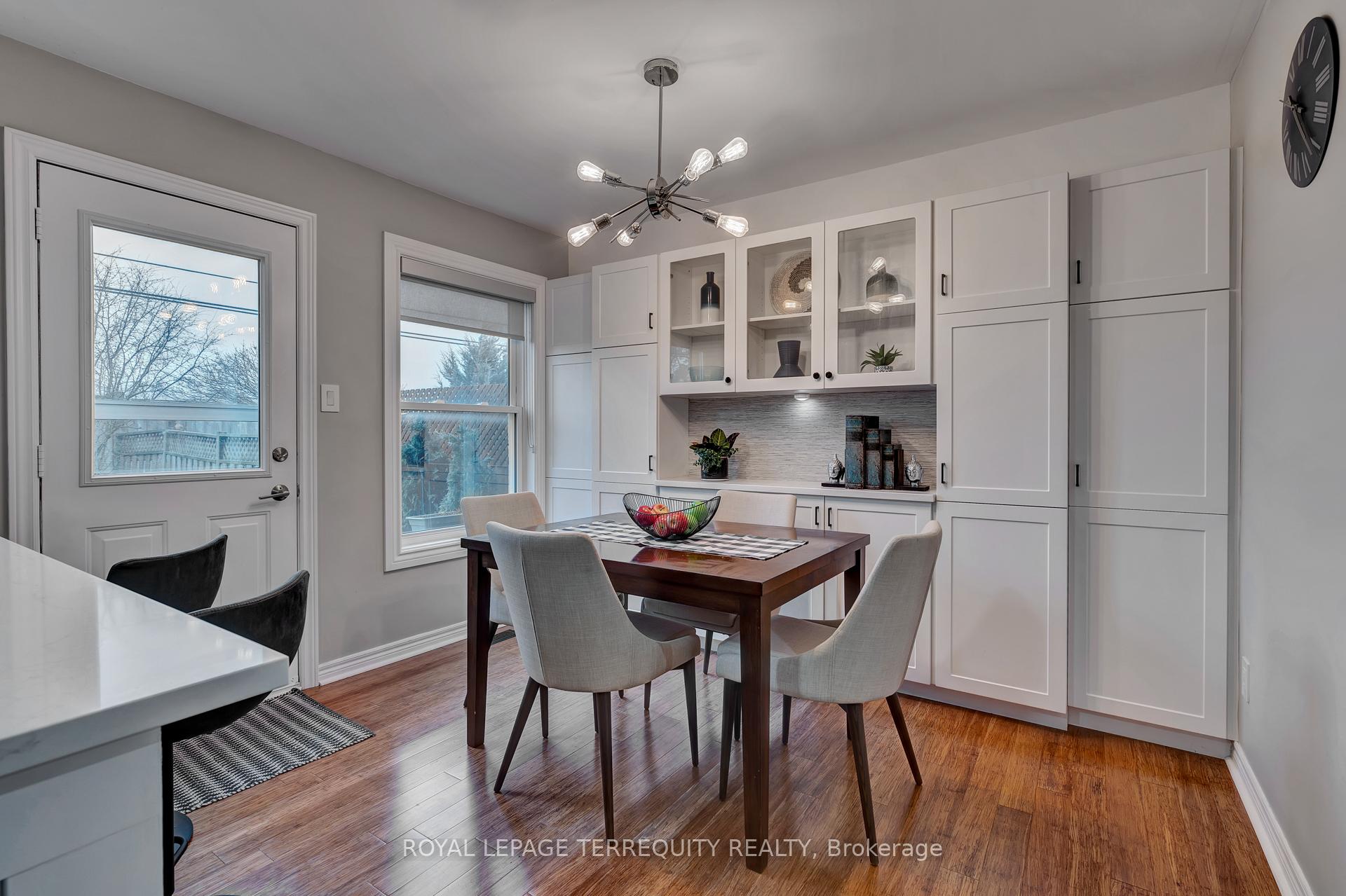 Photo 6 of 27 Milloy Place, Aurora, Aurora Grove — HOMEH