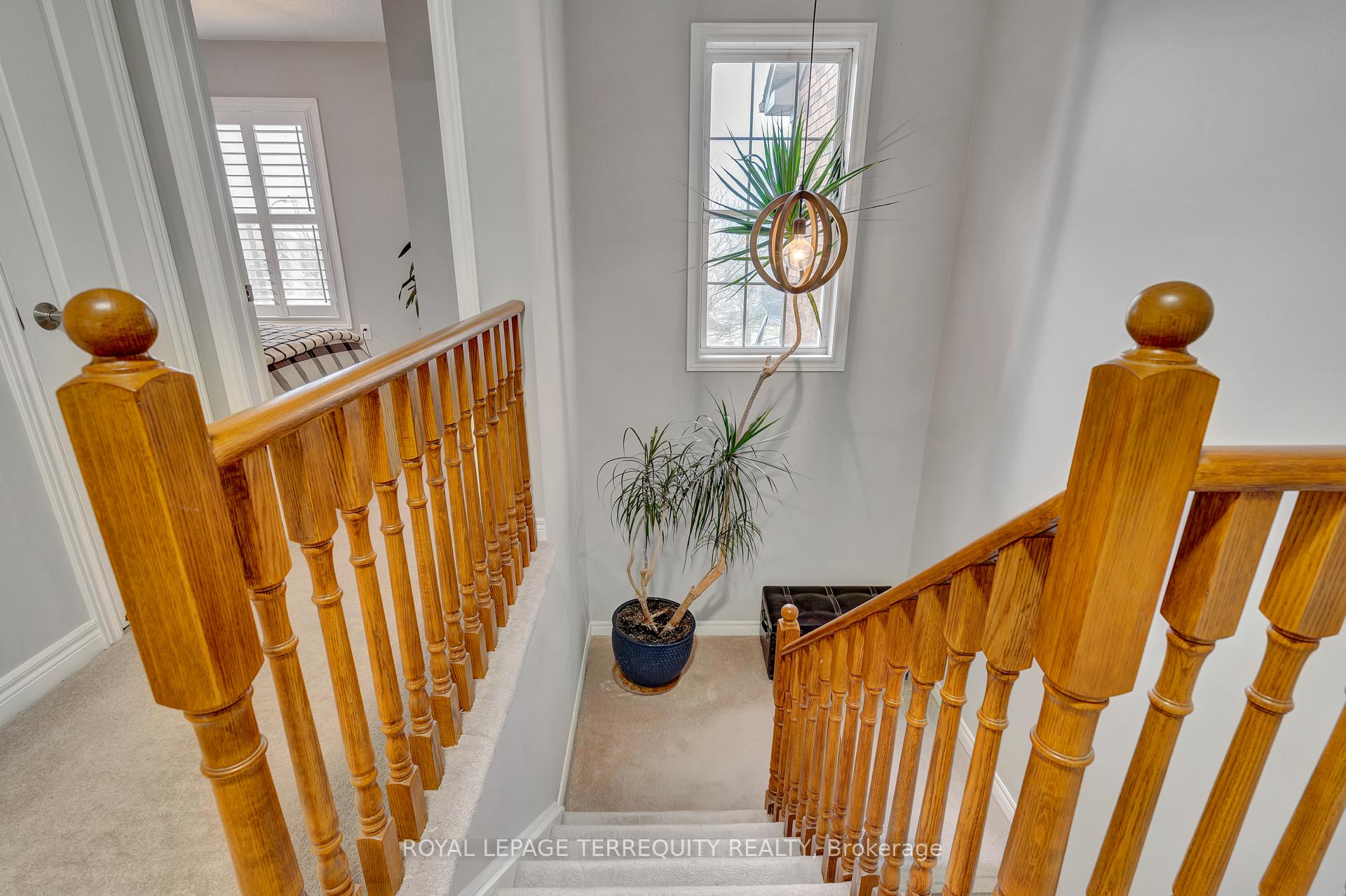 Photo 7 of 27 Milloy Place, Aurora, Aurora Grove — HOMEH