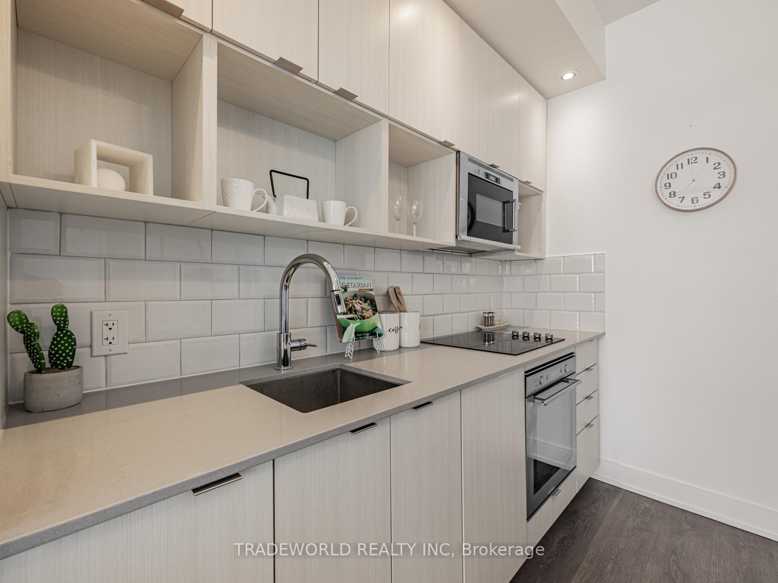 Photo 10 of Unit Ph03, 89 Mcgill Street, Toronto, Church-Yonge Corridor — HOMEH