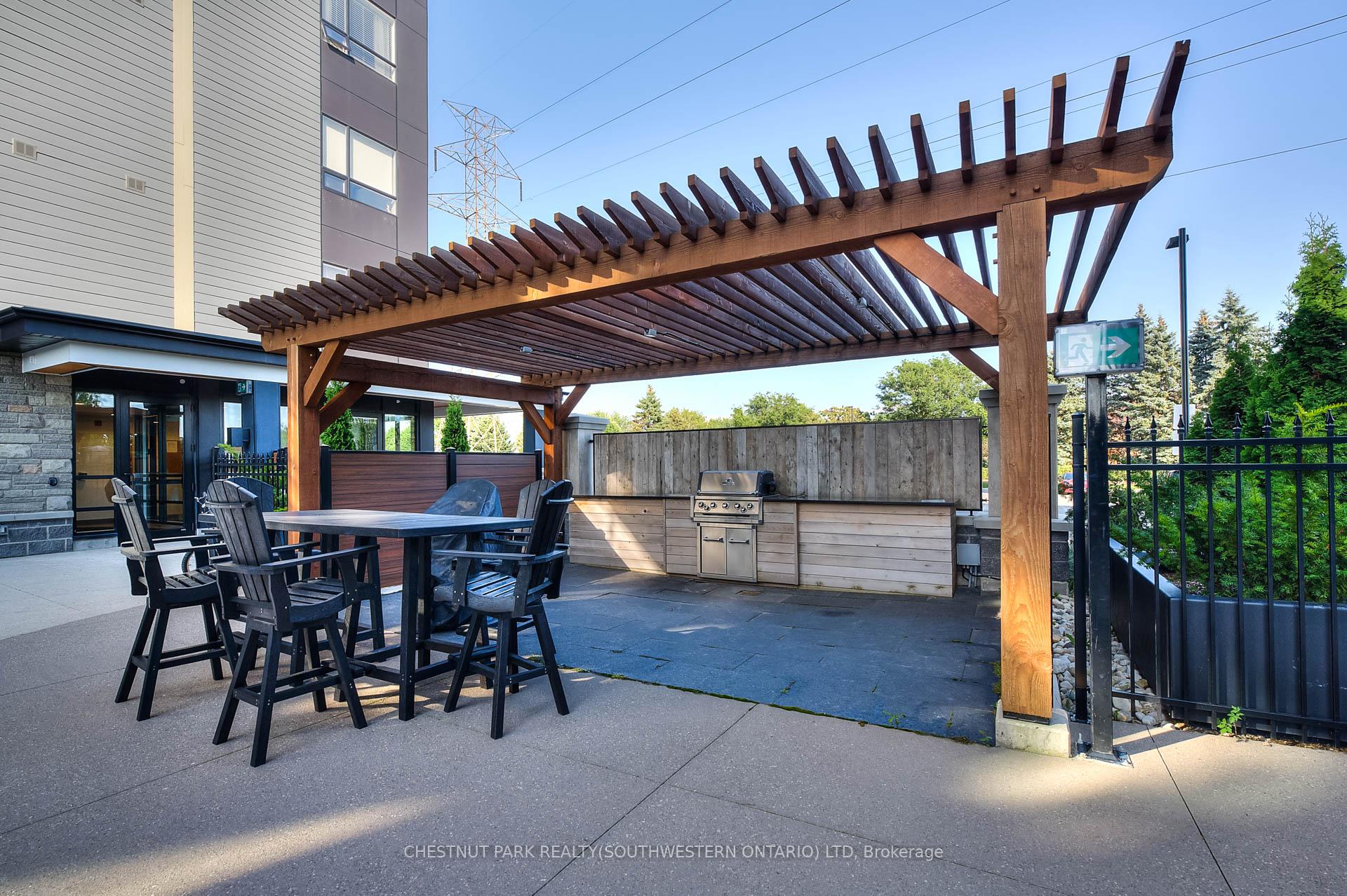 Photo 6 of Unit 410, 251 Northfield Drive E, Waterloo — HOMEH