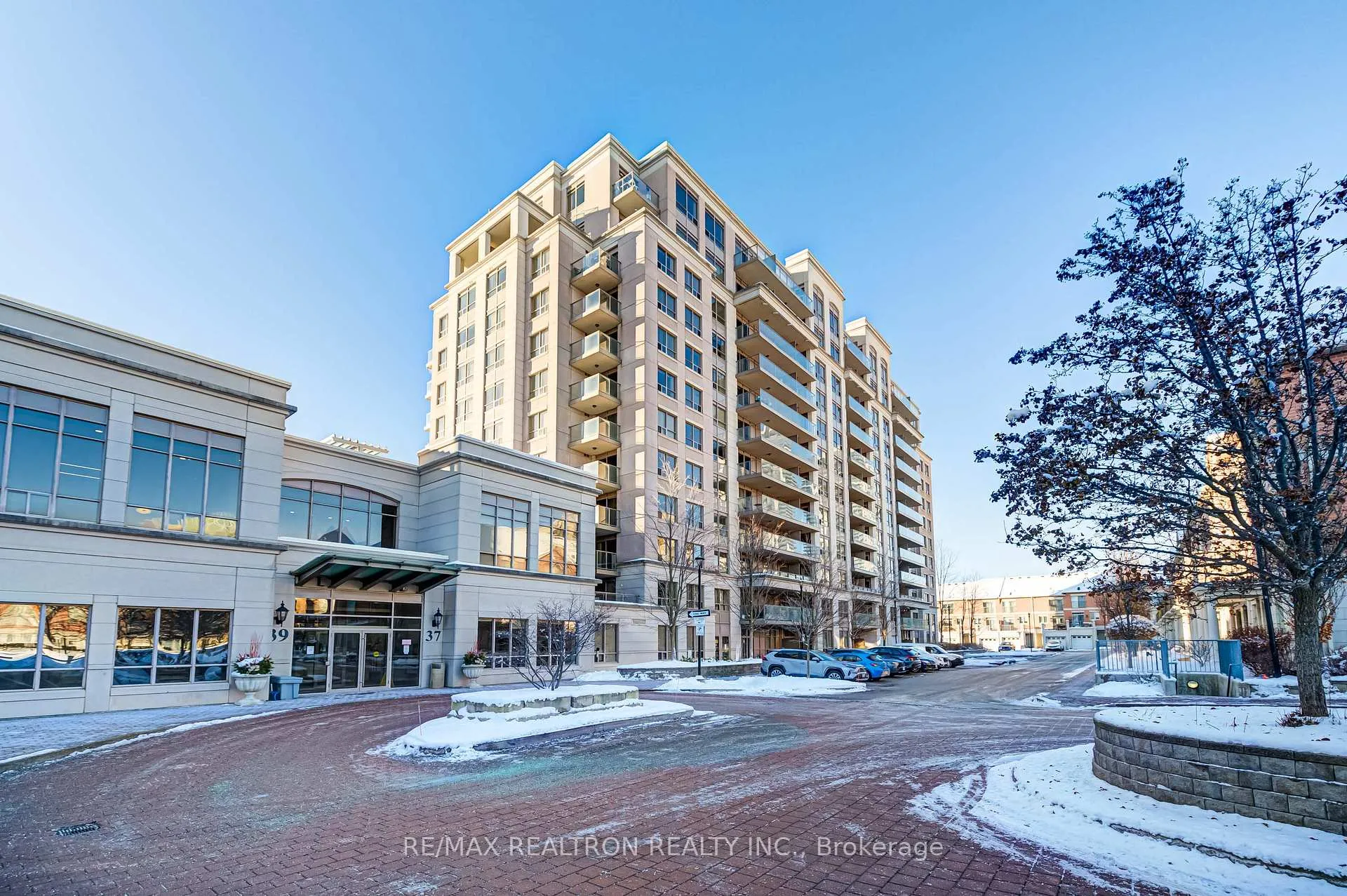 Front of Unit 109, 37 Galleria Parkway