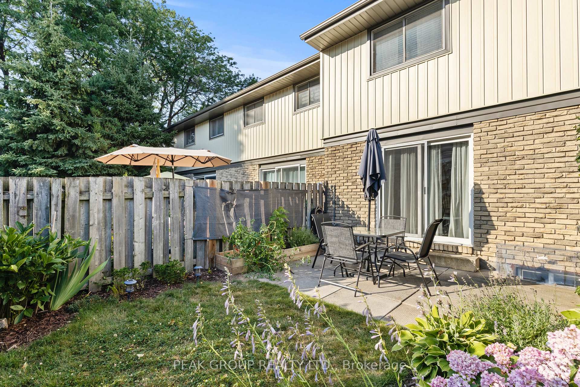 Photo 24 of Unit 19, 302 Vine Street, St. Catharines, Carlton/Bunting — HOMEH