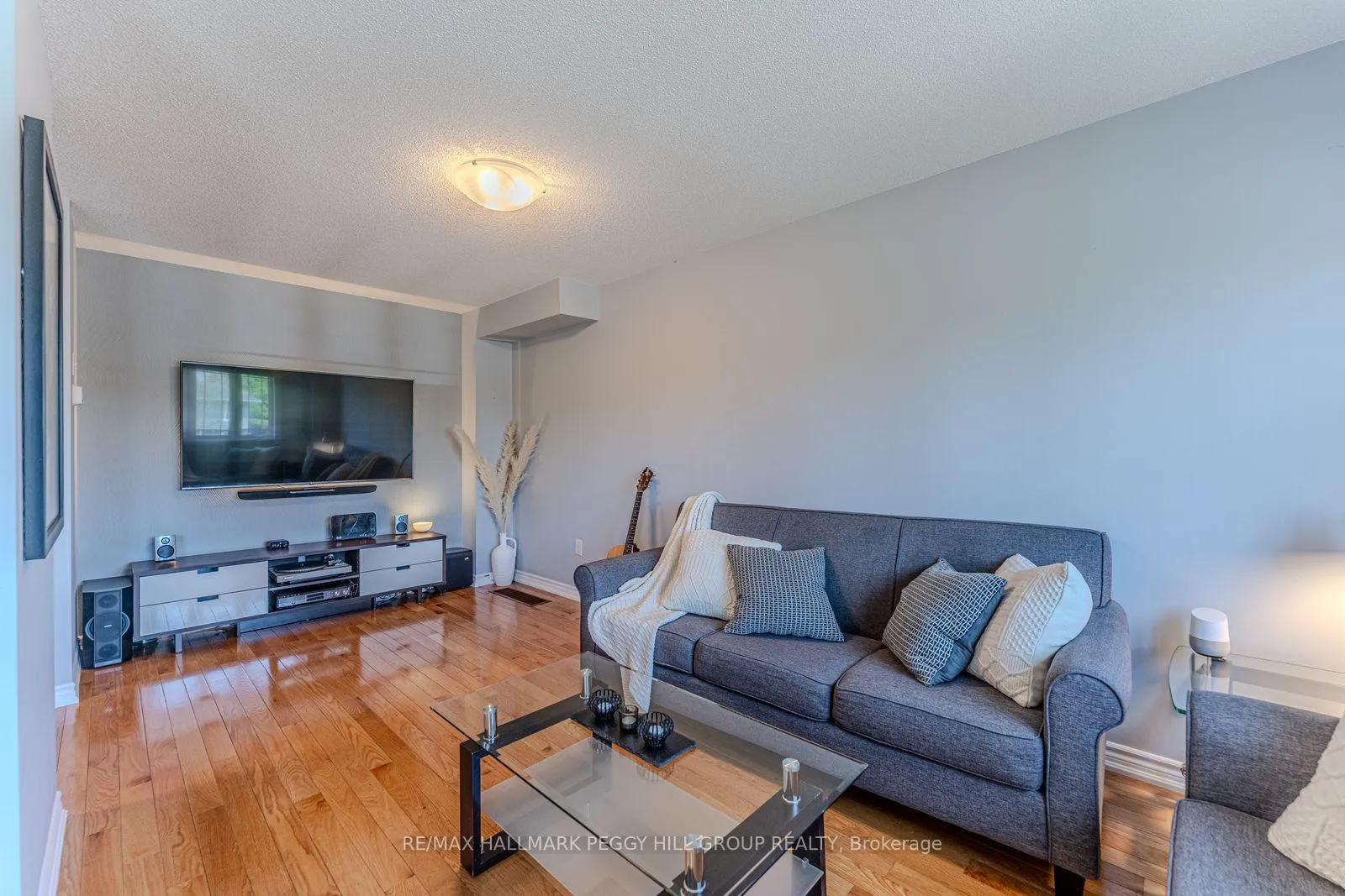 Photo 9 of Unit 35, 209 Harvie Road, Barrie, Holly — HOMEH