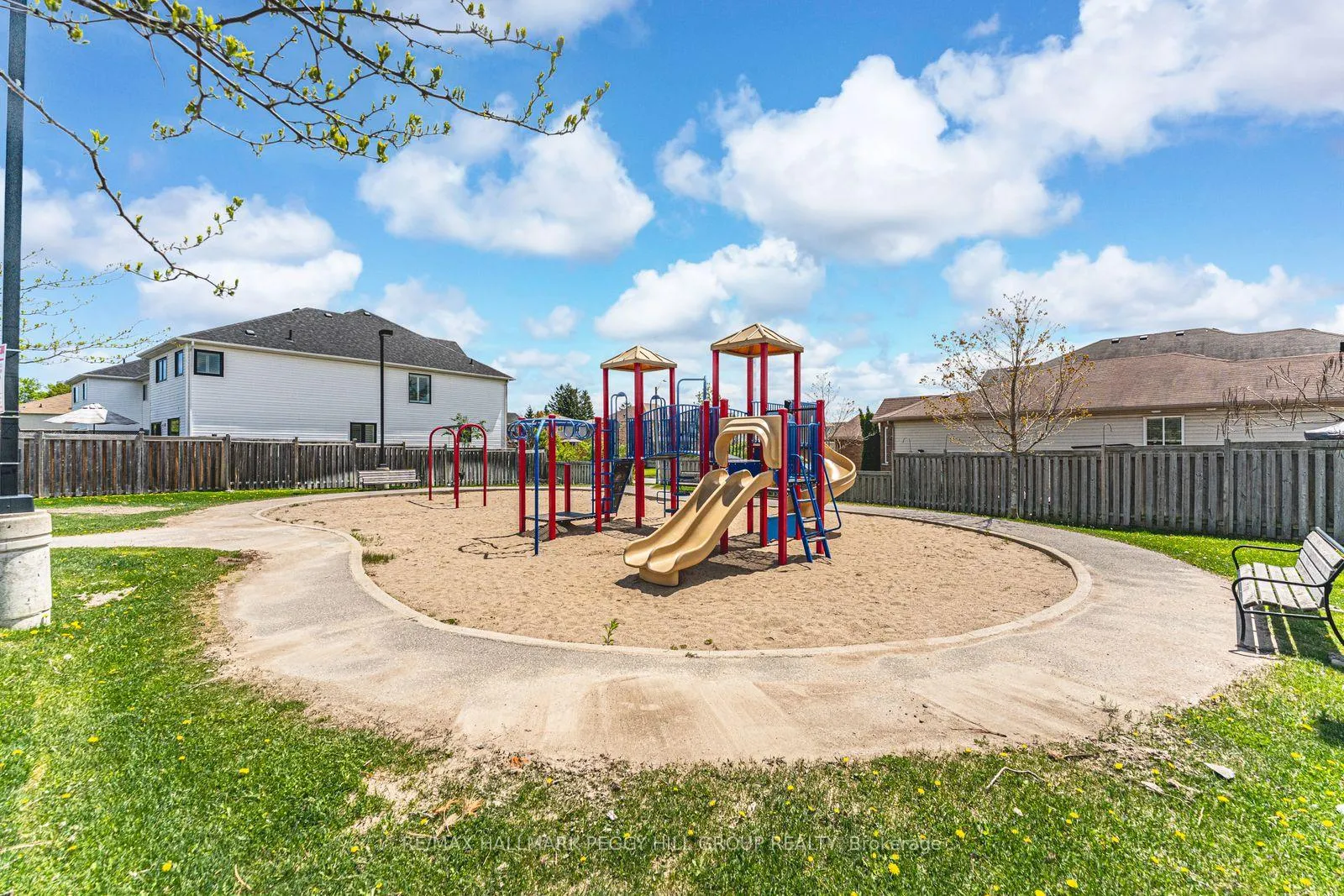 Photo 20 of Unit 35, 209 Harvie Road, Barrie, Holly — HOMEH