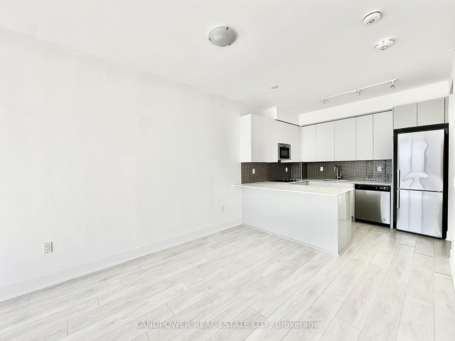 Photo 4 of Unit 2910, 2908 Highway 7 Road, Vaughan, Concord — HOMEH