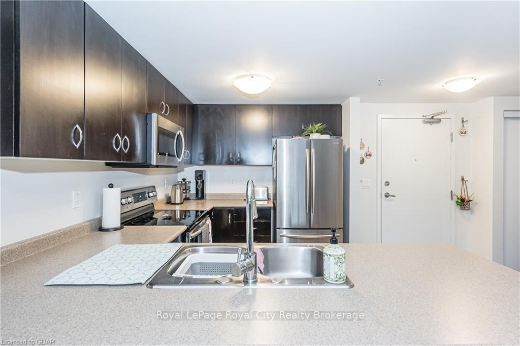 Photo 10 of Unit 106, 45 Goodwin Drive, Guelph, Pineridge/Westminster Woods — HOMEH