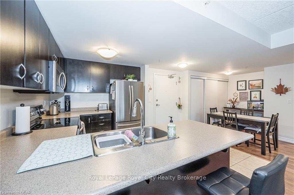 Photo 11 of Unit 106, 45 Goodwin Drive, Guelph, Pineridge/Westminster Woods — HOMEH
