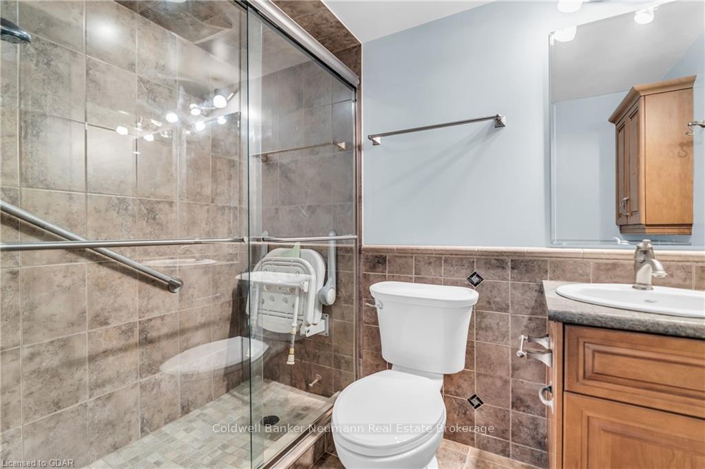 Photo 19 of Unit 701, 22 Marilyn Drive, Guelph, Riverside Park — HOMEH