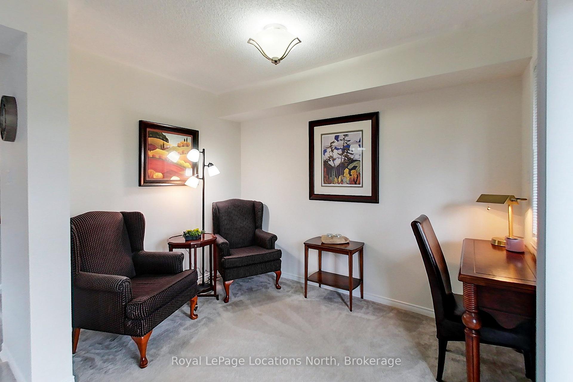 Photo 18 of 28 Barker Boulevard, Collingwood — HOMEH