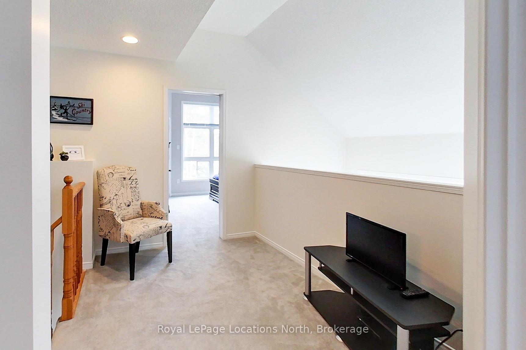 Photo 21 of 28 Barker Boulevard, Collingwood — HOMEH