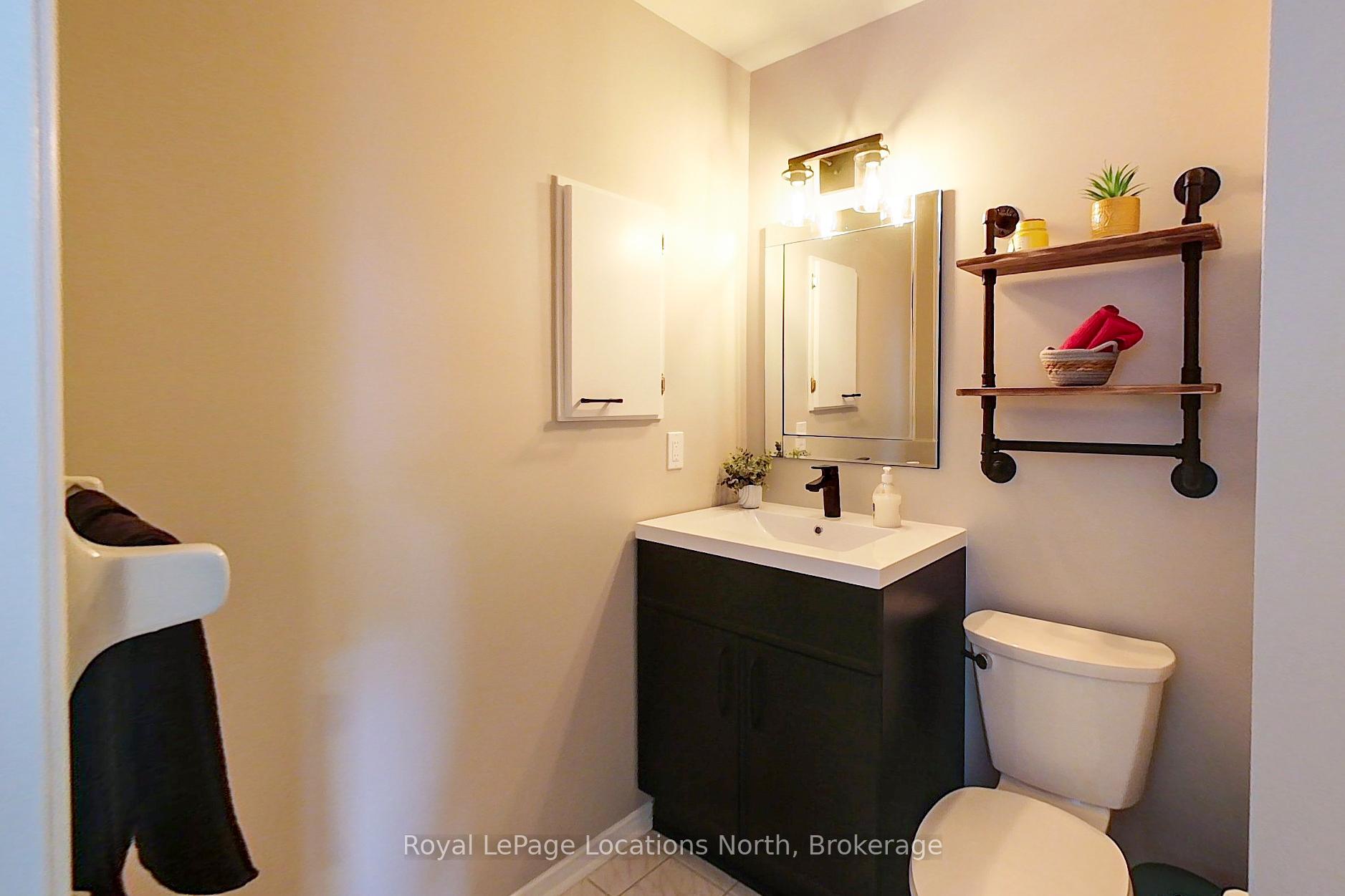 Photo 35 of 28 Barker Boulevard, Collingwood — HOMEH