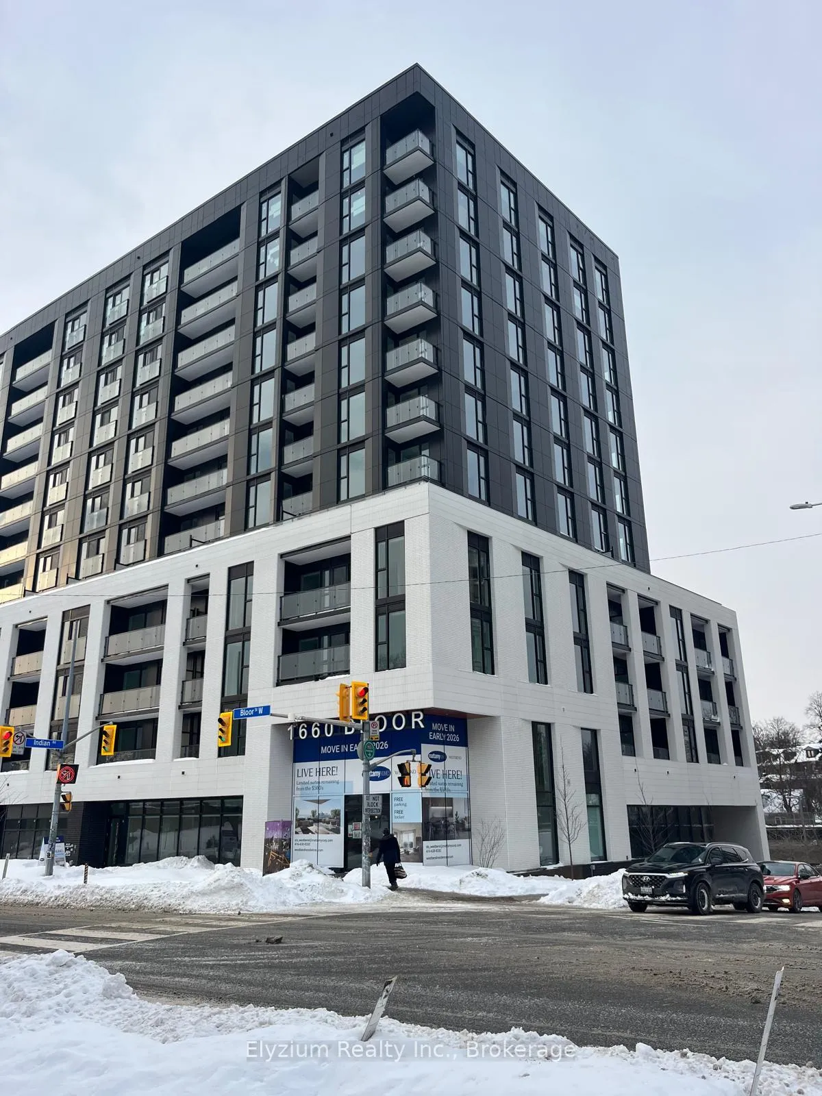 Front of Unit 304, 1660 Bloor Street W