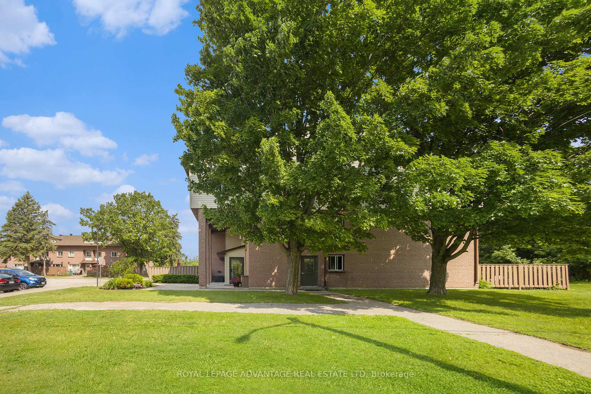 Photo 2 of Unit 104, 8 Pearl Street, Smiths Falls — HOMEH