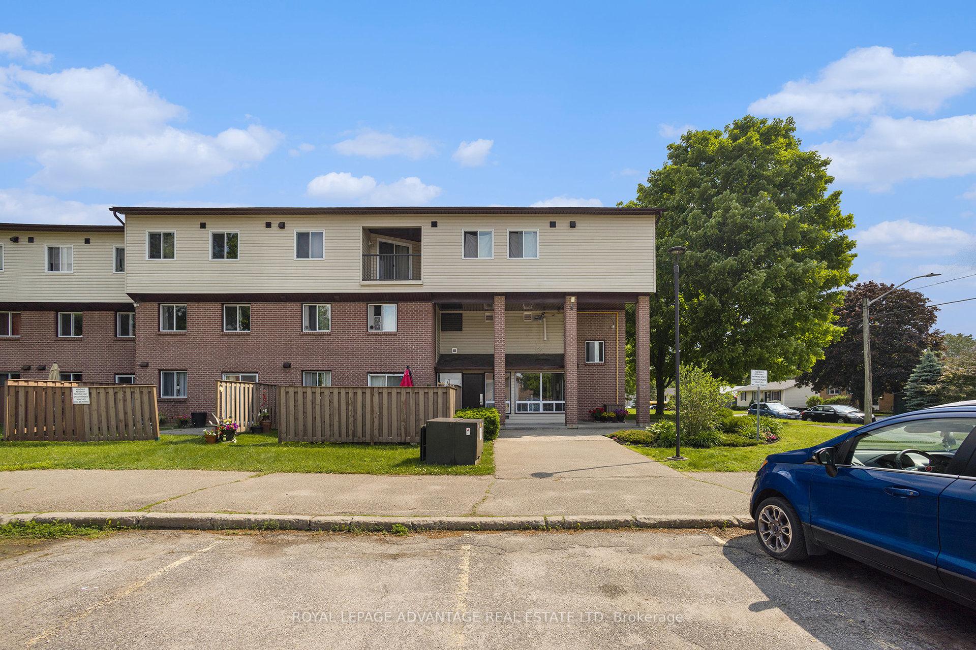Photo 3 of Unit 104, 8 Pearl Street, Smiths Falls — HOMEH