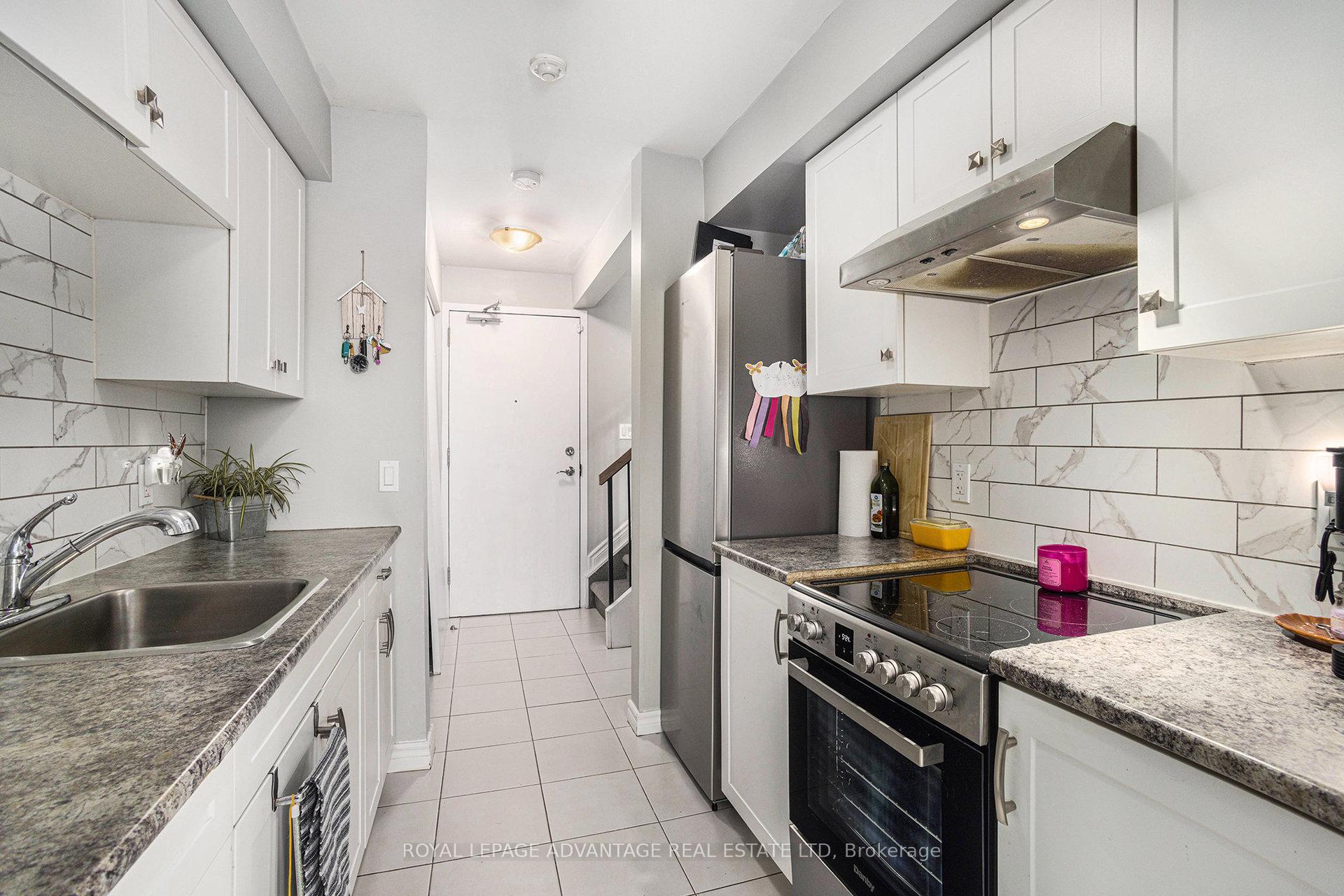 Photo 7 of Unit 104, 8 Pearl Street, Smiths Falls — HOMEH