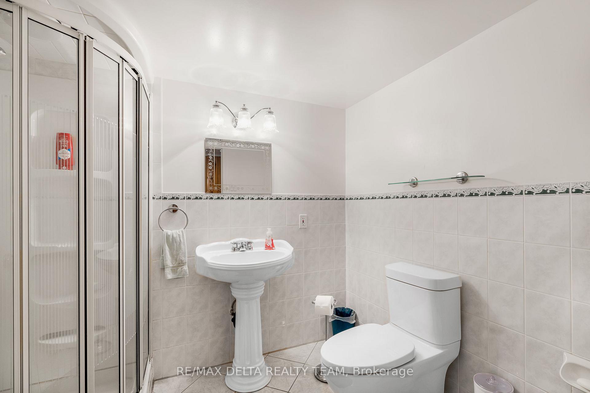 Photo 24 of 2435 Heaton Avenue, Ottawa, Hawthorne Meadows — HOMEH