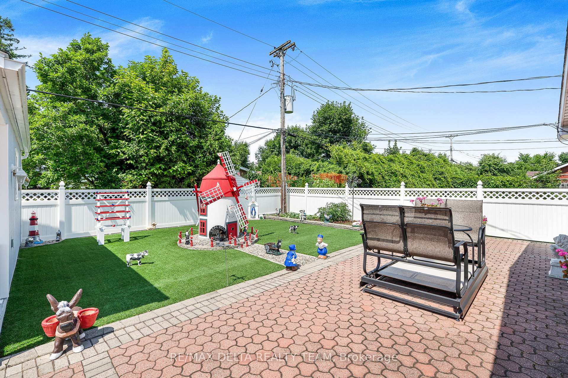 Photo 26 of 2435 Heaton Avenue, Ottawa, Hawthorne Meadows — HOMEH