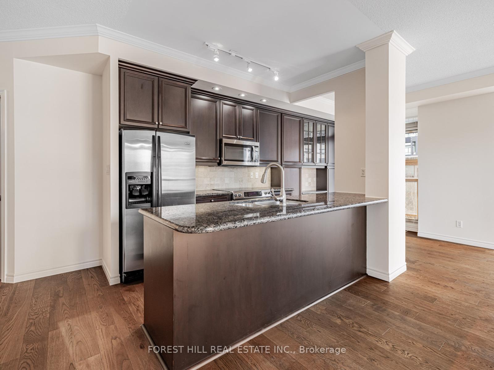 Photo 7 of Unit 403, 900 Mount Pleasant Road, Toronto, Mount Pleasant West — HOMEH