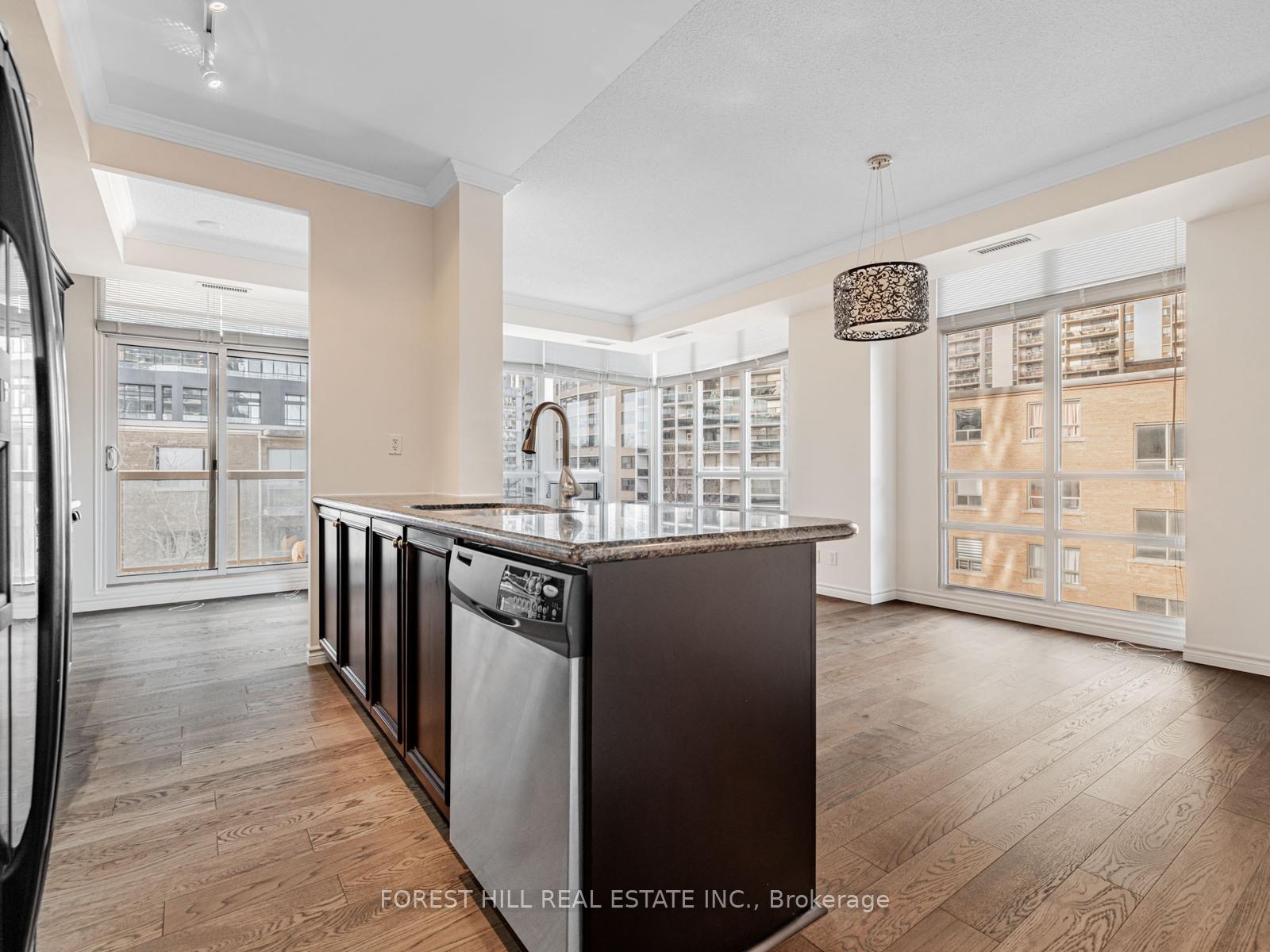 Photo 10 of Unit 403, 900 Mount Pleasant Road, Toronto, Mount Pleasant West — HOMEH