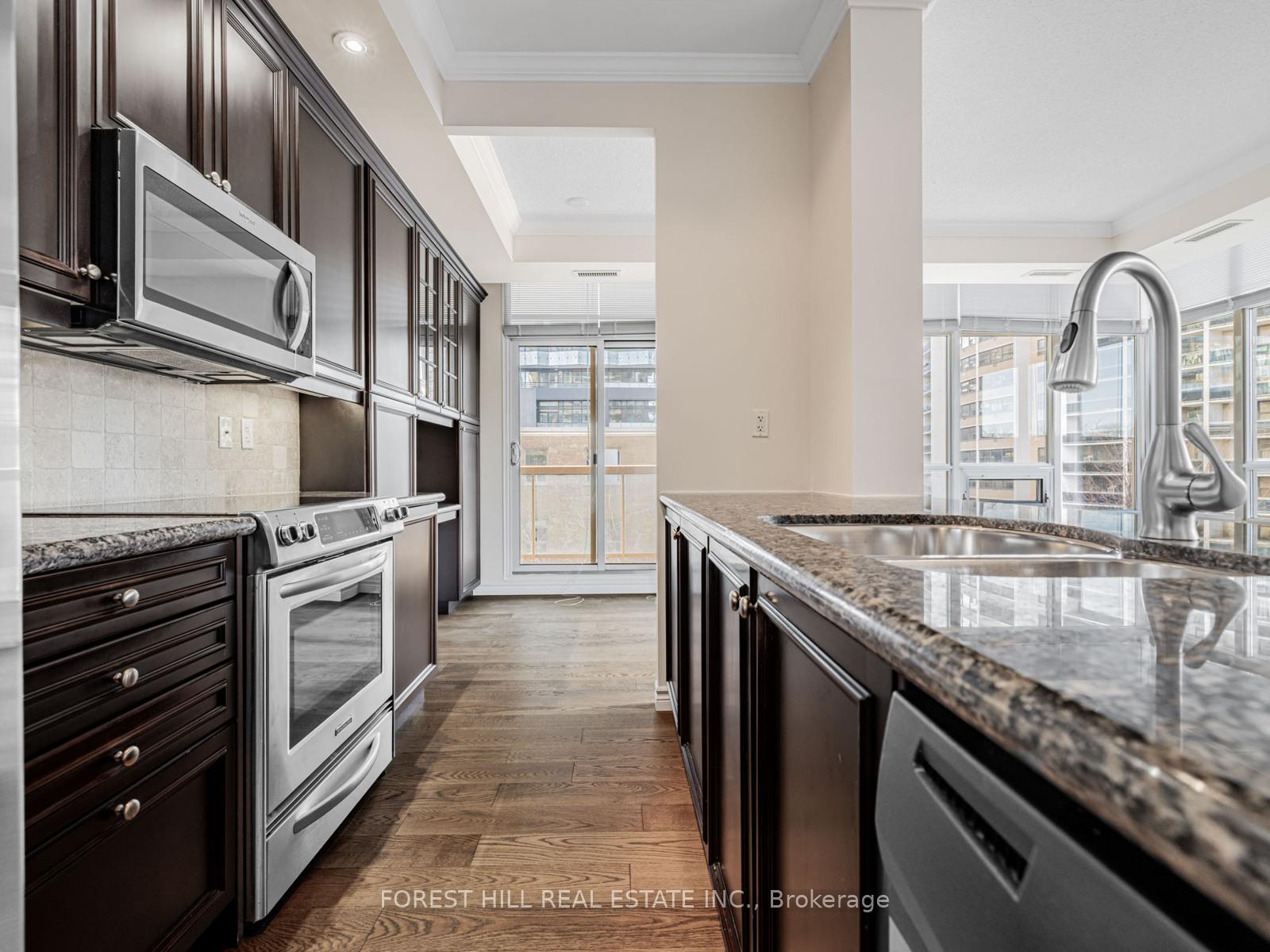 Photo 11 of Unit 403, 900 Mount Pleasant Road, Toronto, Mount Pleasant West — HOMEH