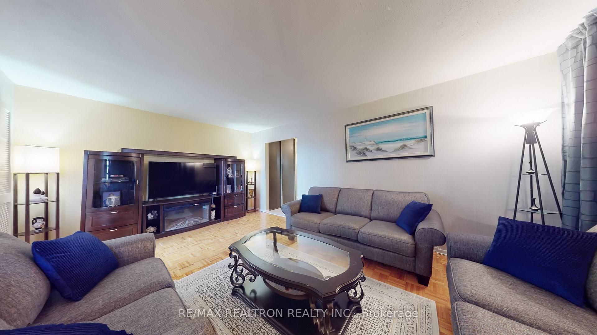 Photo 10 of Unit 514, 5 Vicora Linkway, Toronto, Flemingdon Park — HOMEH