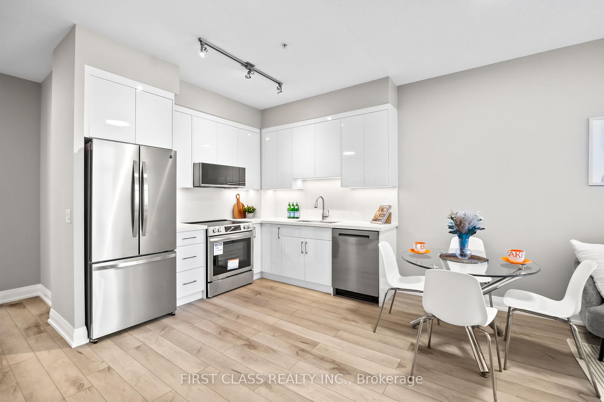 Photo 12 of Unit PH1, 95 North Park Road, Vaughan, Beverley Glen — HOMEH