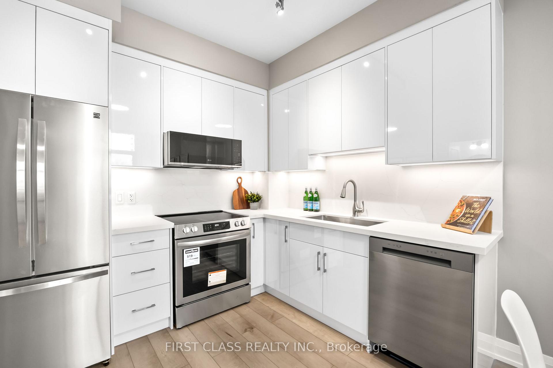 Photo 15 of Unit PH1, 95 North Park Road, Vaughan, Beverley Glen — HOMEH