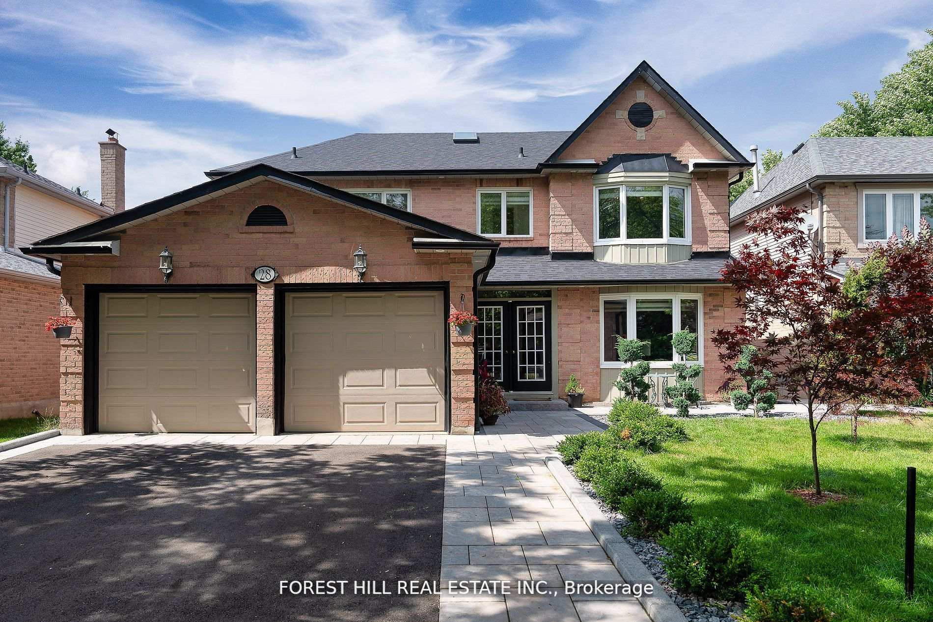 Photo 1 of 28 Beatty Crescent, Aurora, Aurora Highlands — HOMEH
