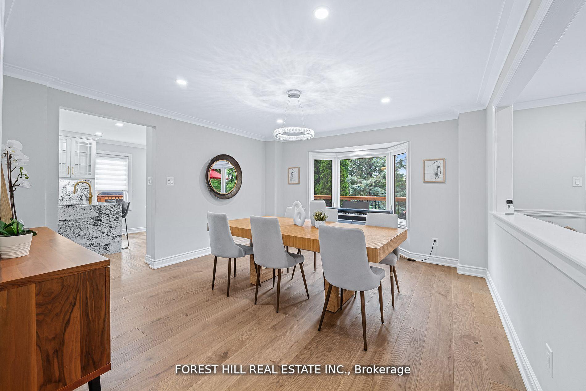 Photo 9 of 28 Beatty Crescent, Aurora, Aurora Highlands — HOMEH