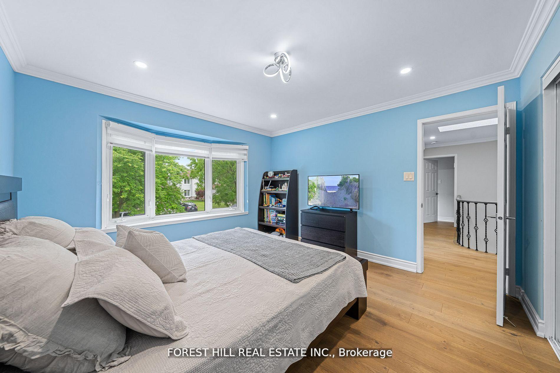Photo 22 of 28 Beatty Crescent, Aurora, Aurora Highlands — HOMEH