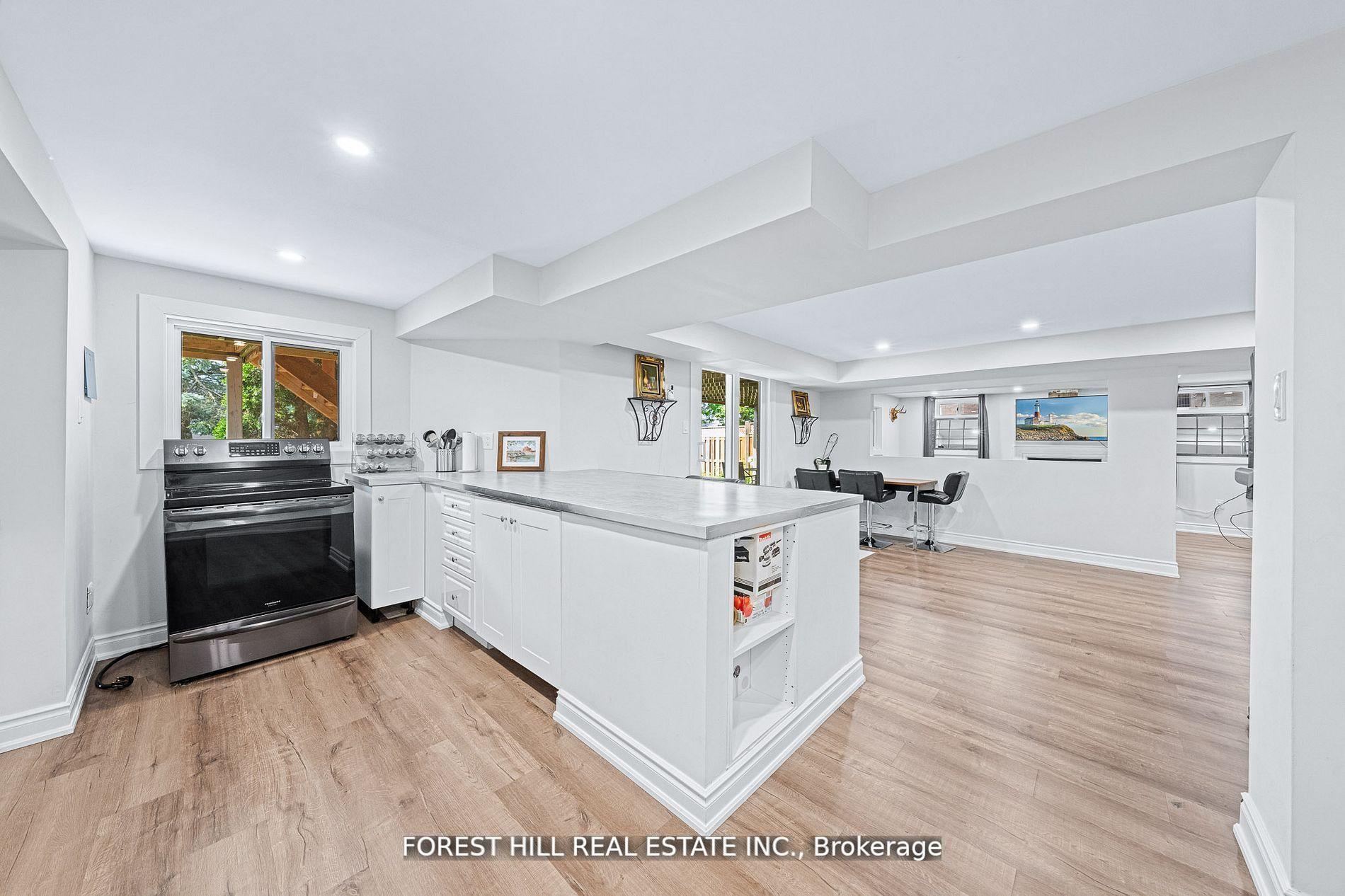 Photo 29 of 28 Beatty Crescent, Aurora, Aurora Highlands — HOMEH