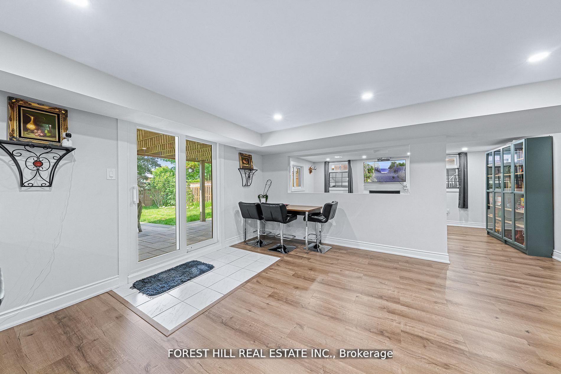 Photo 30 of 28 Beatty Crescent, Aurora, Aurora Highlands — HOMEH