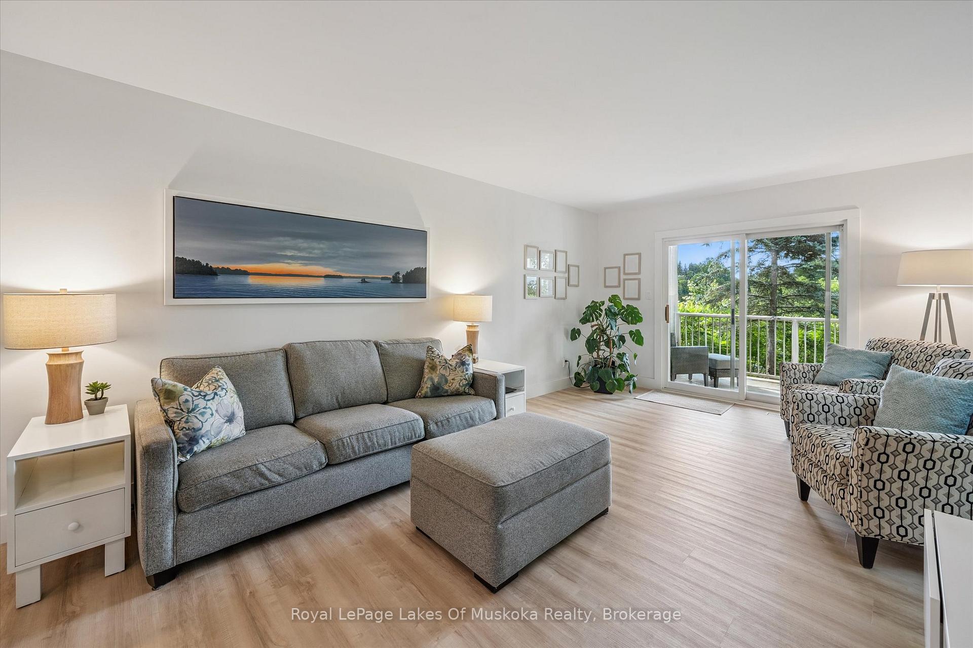 Photo 3 of Unit 101, 24 Ontario Street, Bracebridge, Macaulay — HOMEH