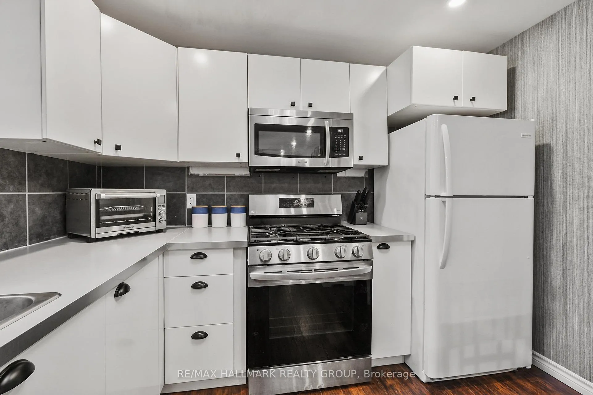 Photo 15 of 715 Bayview Drive, Ottawa, Constance Bay — HOMEH
