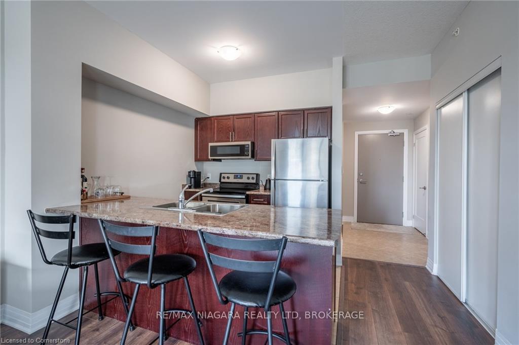 Photo 14 of Unit 106, 10 Concord Place, Grimsby, Grimsby Beach — HOMEH