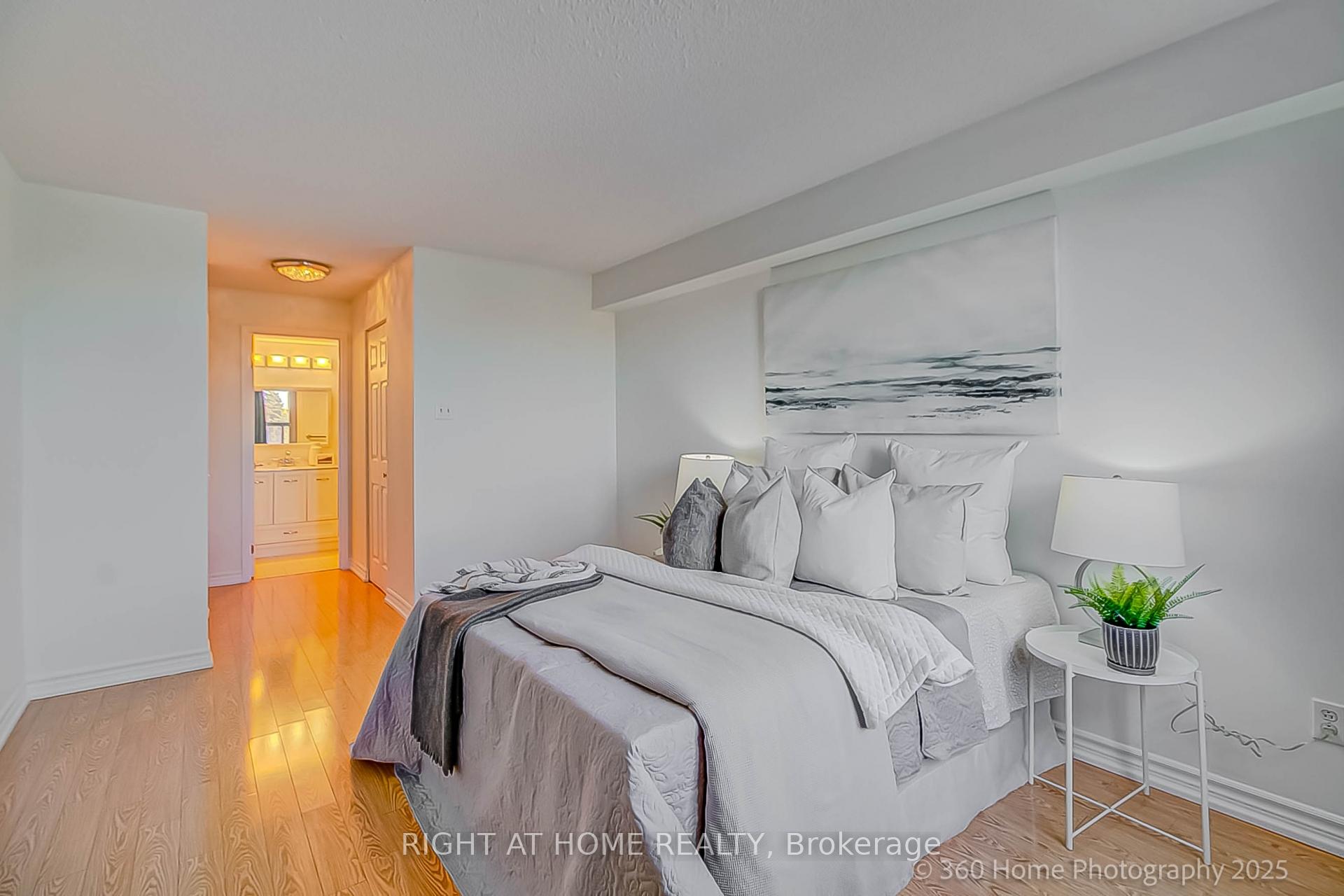 Photo 13 of Unit 417, 2 Raymerville Drive, Markham, Raymerville — HOMEH