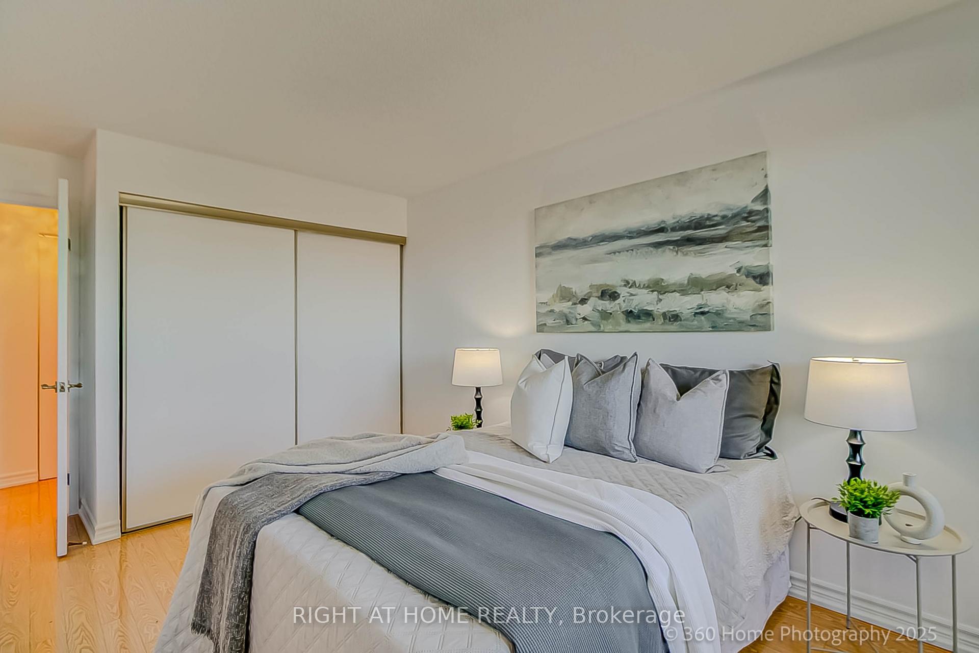 Photo 15 of Unit 417, 2 Raymerville Drive, Markham, Raymerville — HOMEH