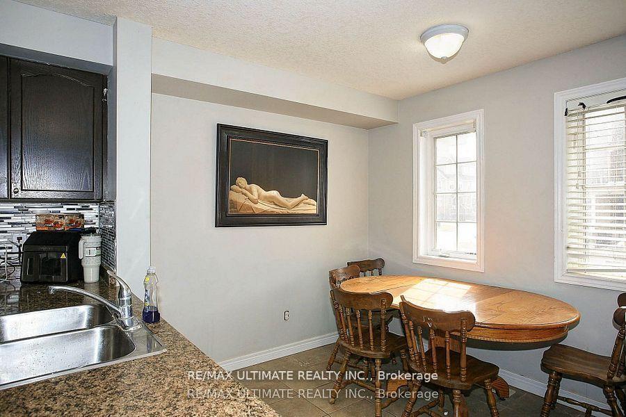Photo 4 of Unit 41B, 15 Carere Crescent, Guelph, Victoria North — HOMEH