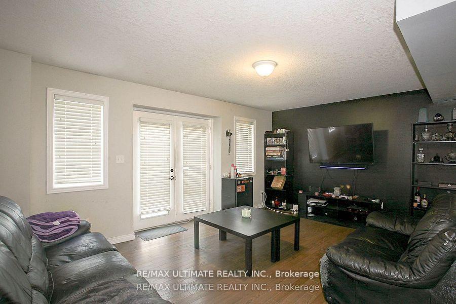 Photo 6 of Unit 41B, 15 Carere Crescent, Guelph, Victoria North — HOMEH