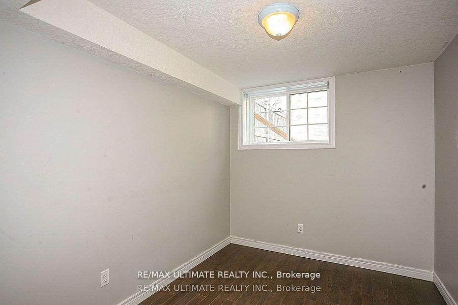 Photo 12 of Unit 41B, 15 Carere Crescent, Guelph, Victoria North — HOMEH