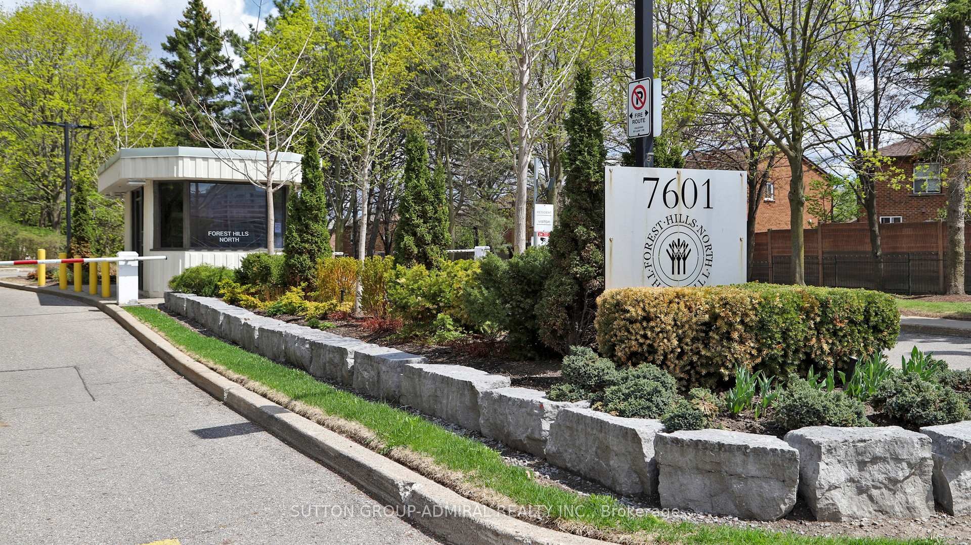 Photo 3 of Unit 201, 7601 Bathurst Street, Vaughan, Crestwood-Springfarm-Yorkhill — HOMEH