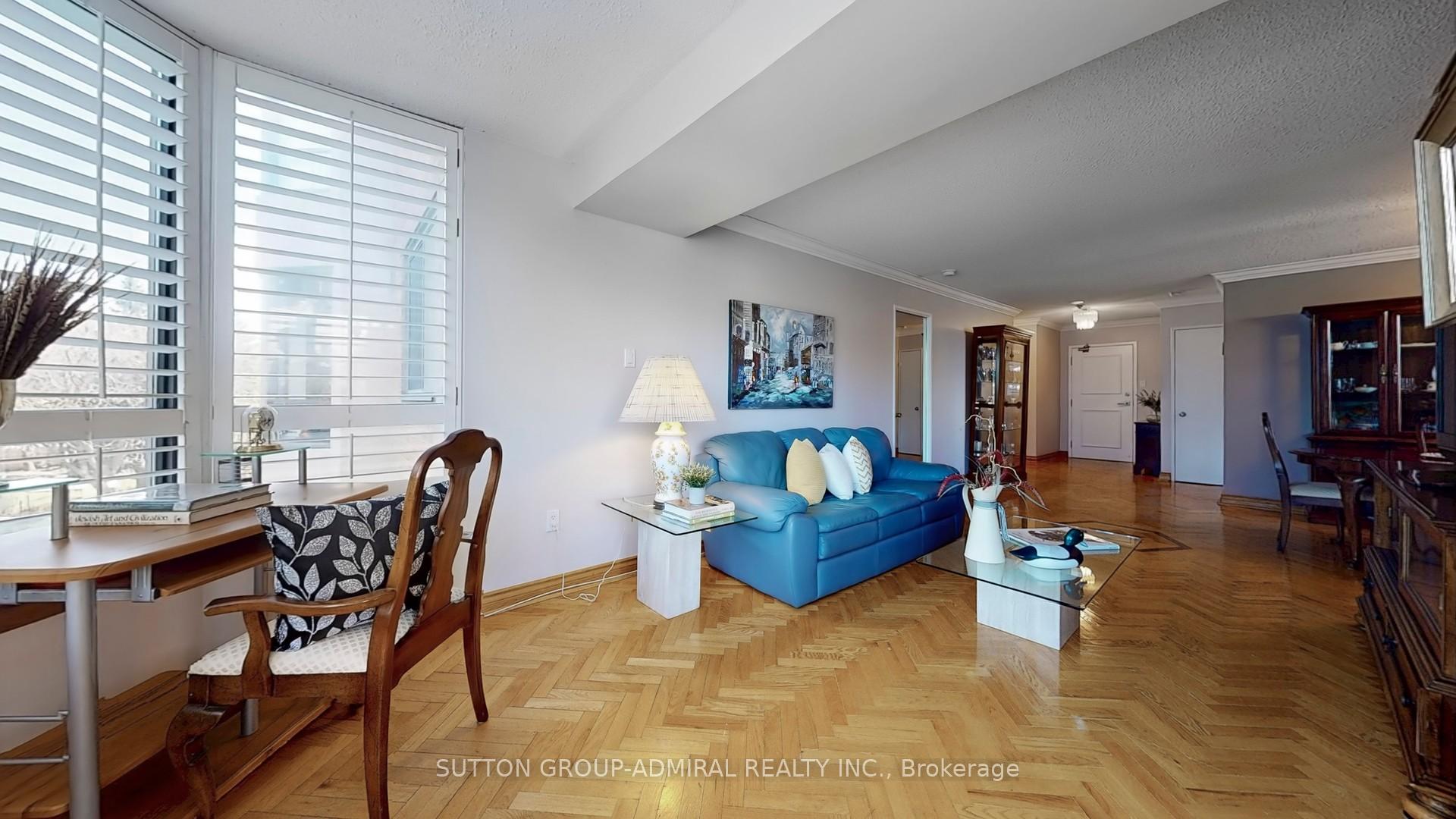 Photo 9 of Unit 201, 7601 Bathurst Street, Vaughan, Crestwood-Springfarm-Yorkhill — HOMEH