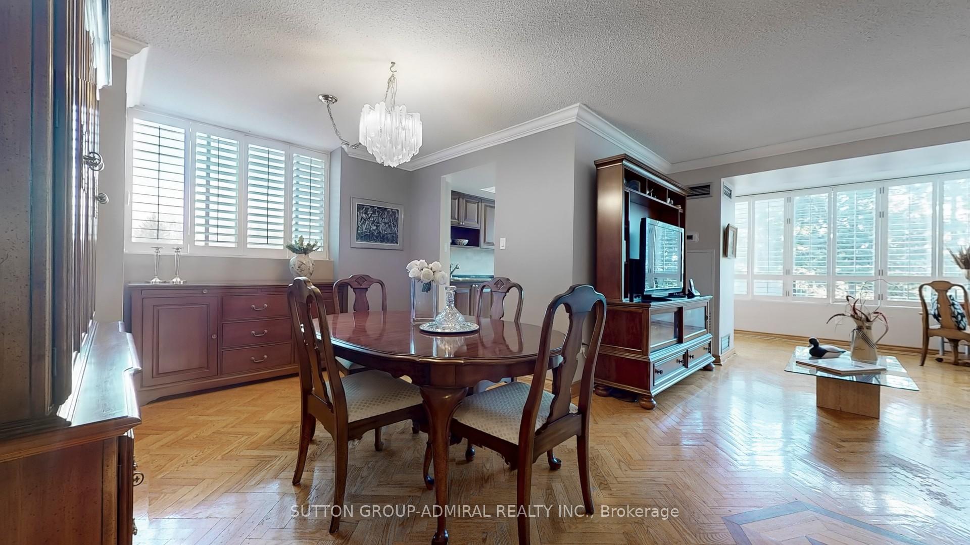 Photo 11 of Unit 201, 7601 Bathurst Street, Vaughan, Crestwood-Springfarm-Yorkhill — HOMEH