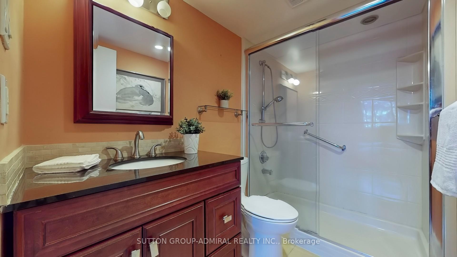 Photo 20 of Unit 201, 7601 Bathurst Street, Vaughan, Crestwood-Springfarm-Yorkhill — HOMEH