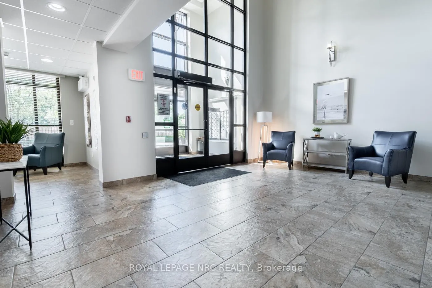 Photo 8 of Unit 404, 379 Scott Street, St. Catharines, Vine/Linwell — HOMEH