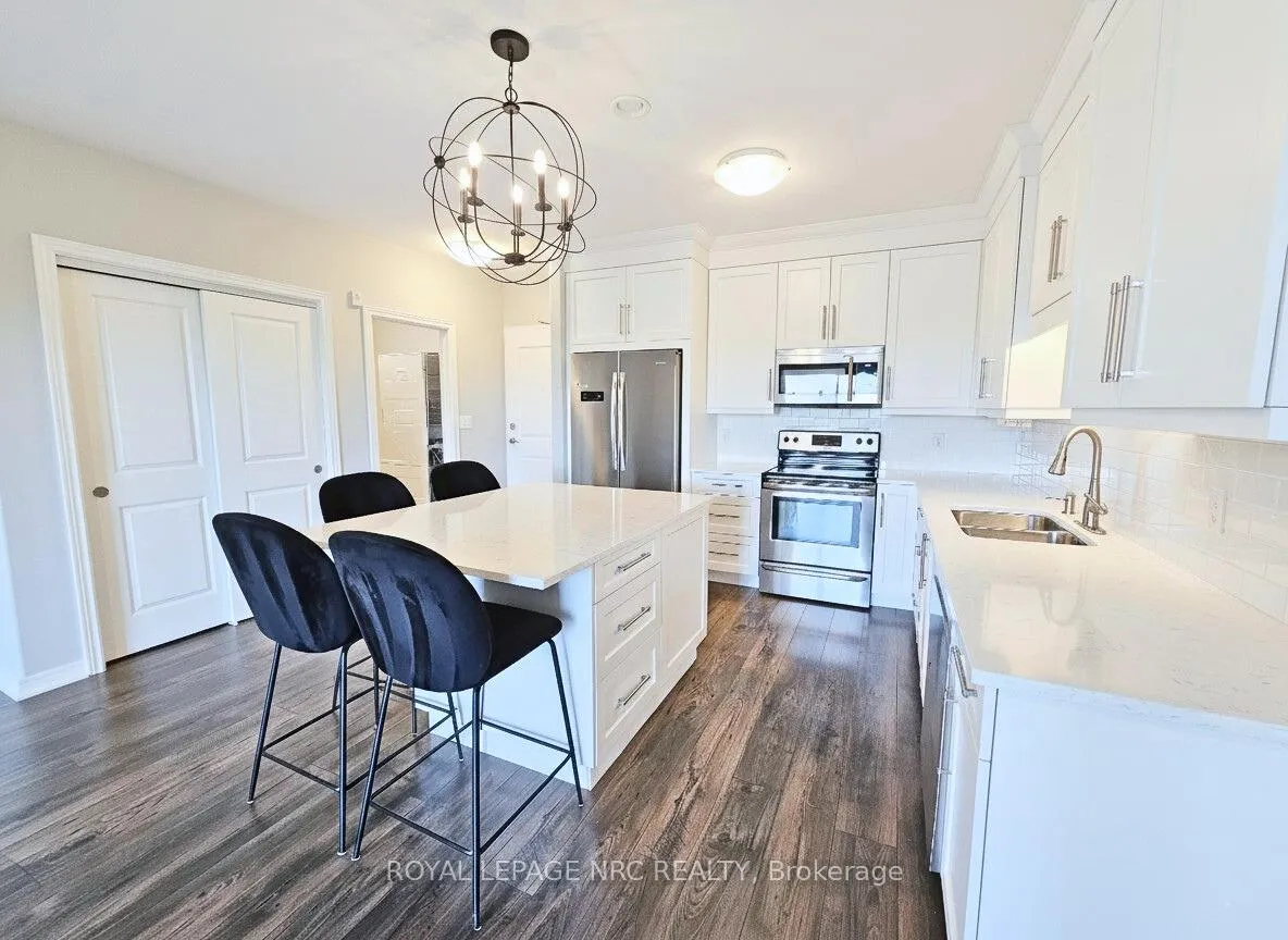 Photo 15 of Unit 404, 379 Scott Street, St. Catharines, Vine/Linwell — HOMEH