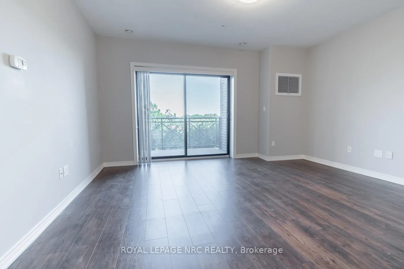 Photo 20 of Unit 404, 379 Scott Street, St. Catharines, Vine/Linwell — HOMEH