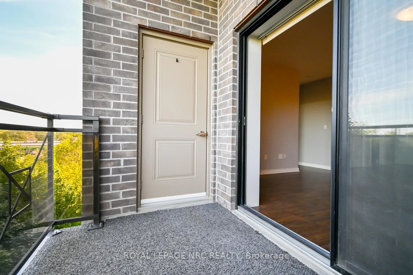 Photo 22 of Unit 404, 379 Scott Street, St. Catharines, Vine/Linwell — HOMEH
